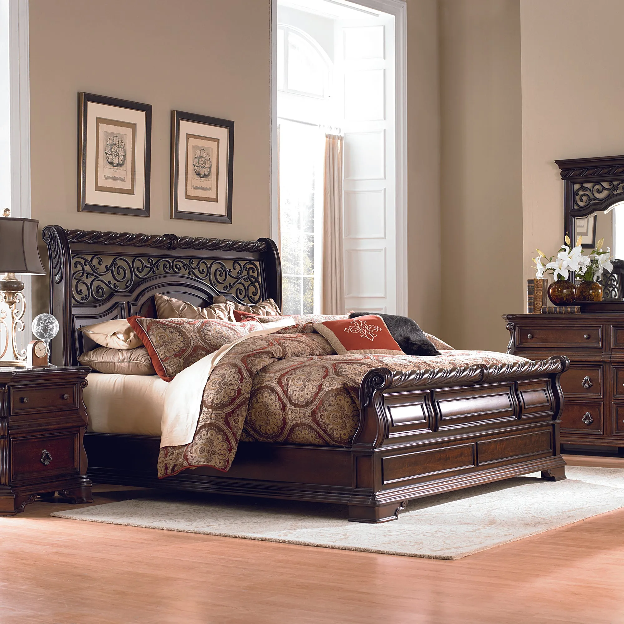 Arbor Place 575-BR-QSL Queen Sleigh Bed