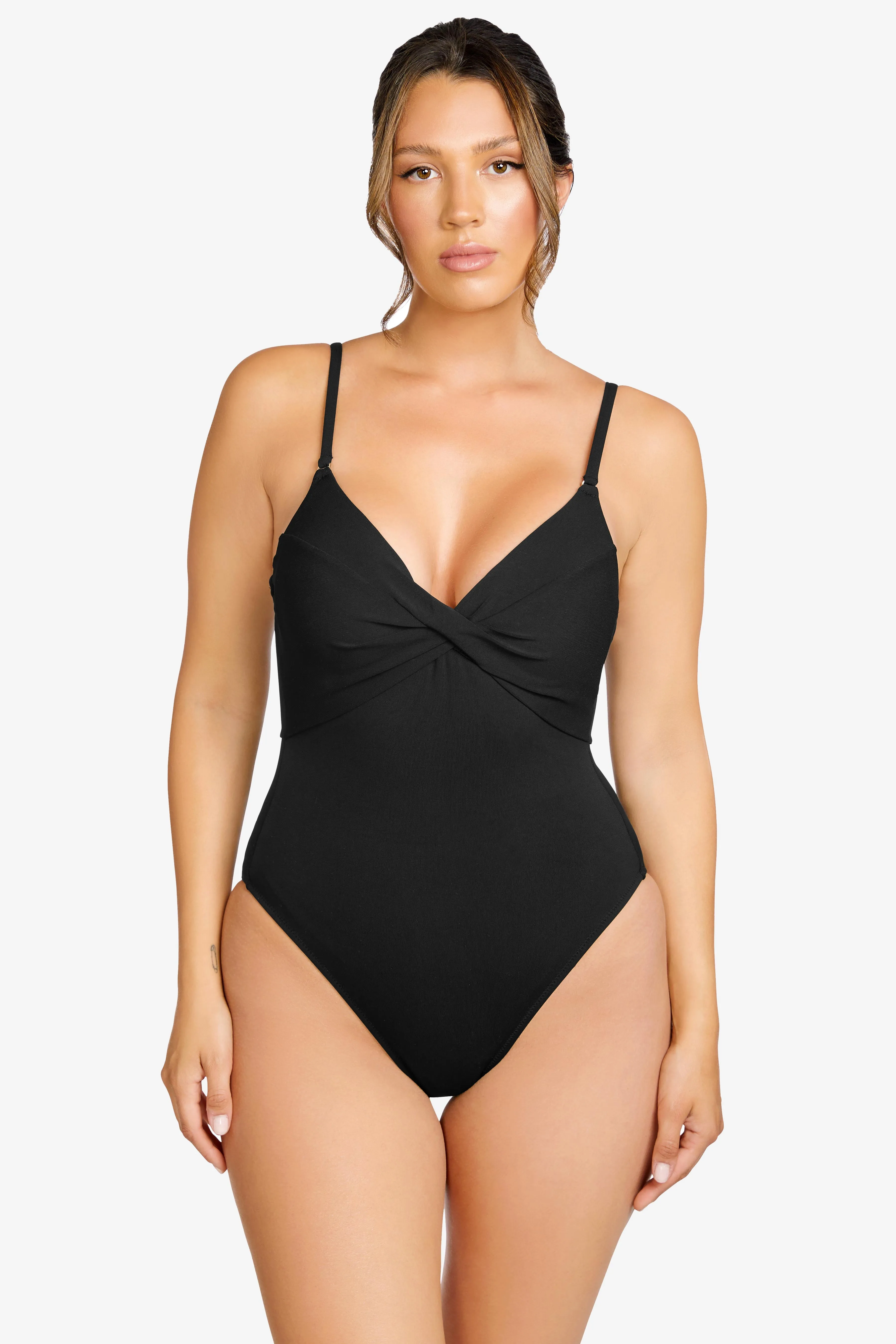 AVA TWIST ONE PIECE