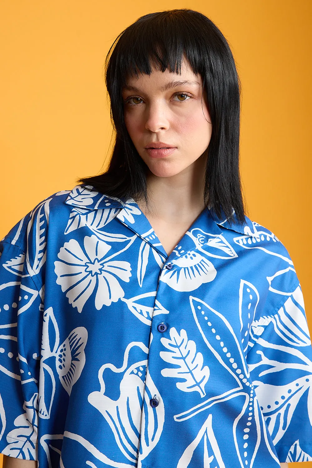 Blue Flower Print Women's Resort Shirt