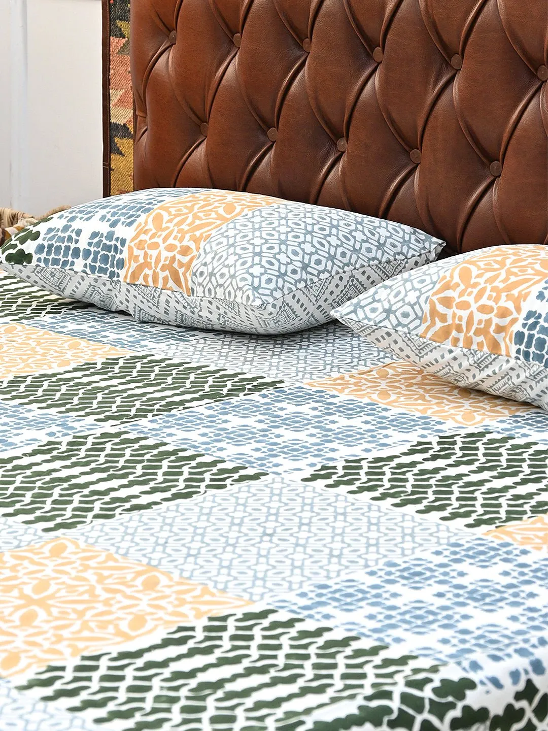 BOHEMIAN GEOMETRIC COTTON PRINTED DOUBLE BEDSHEET WITH PILLOW