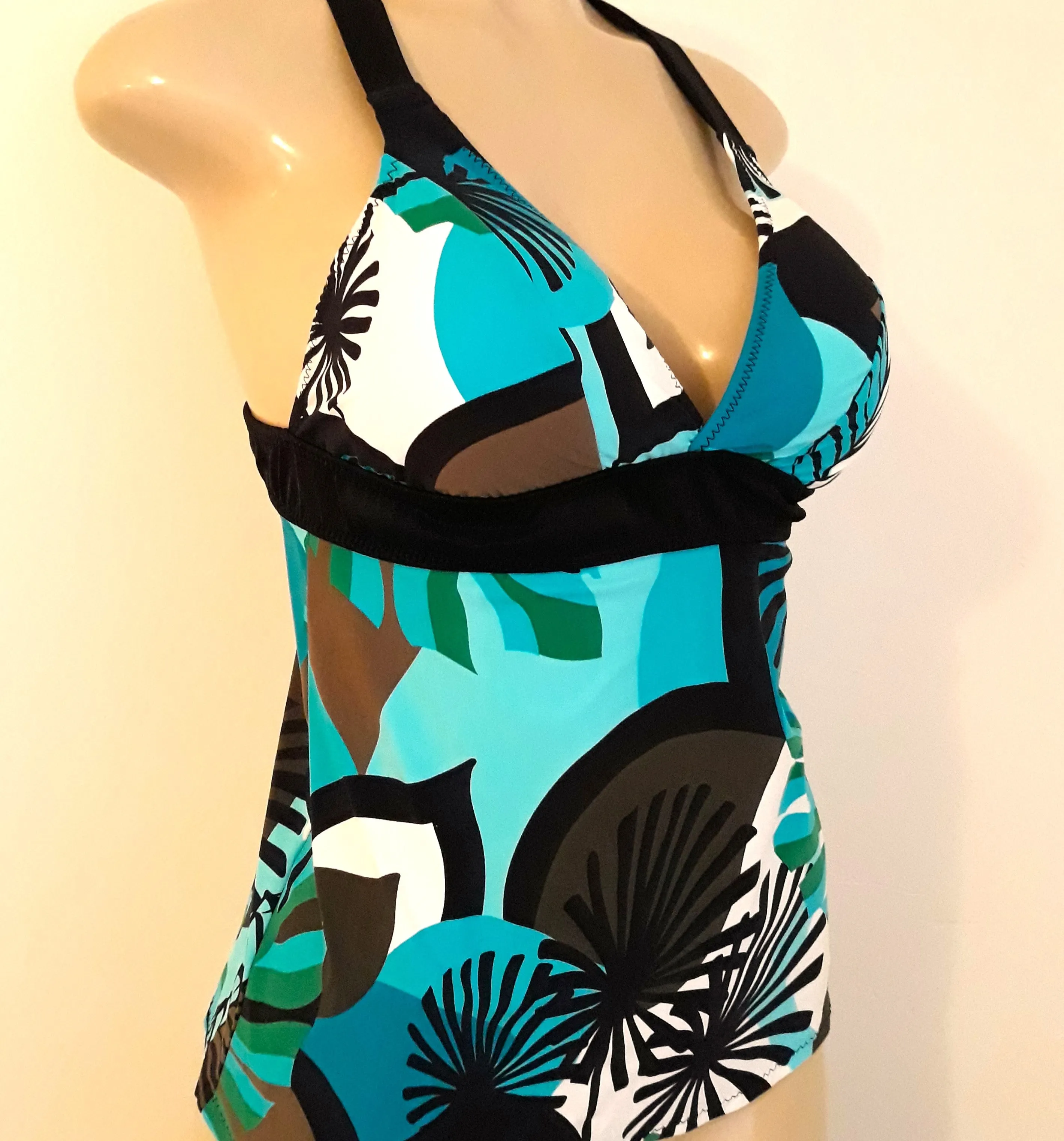 Tie Crossover Back Tankini Top Apron Back