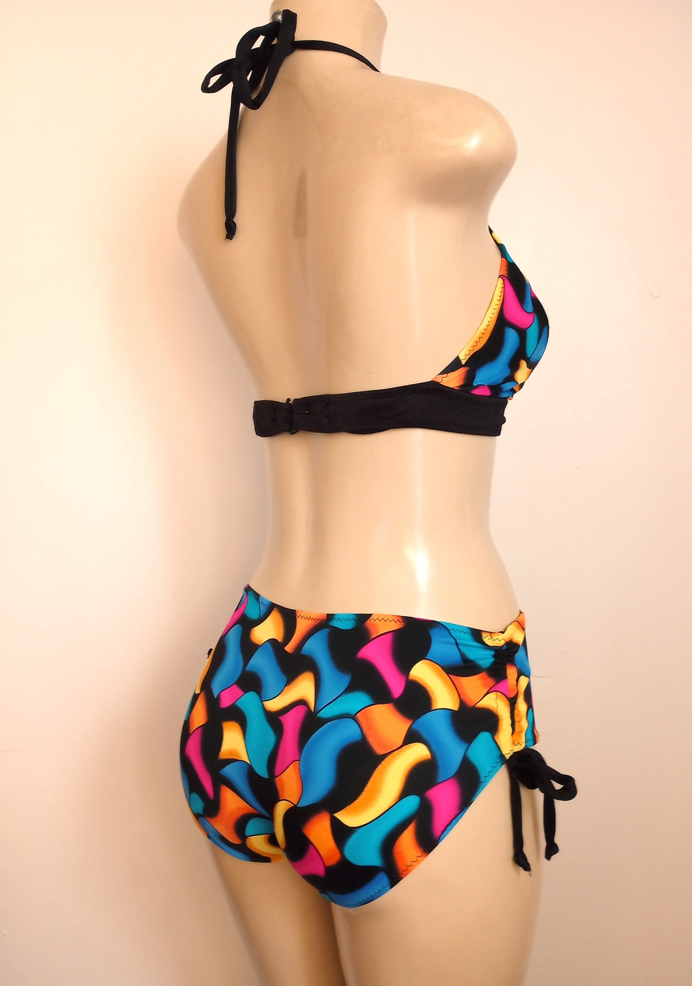 Tie Halter Bikini Top and Drawstring Adjustable Bikini Bottom